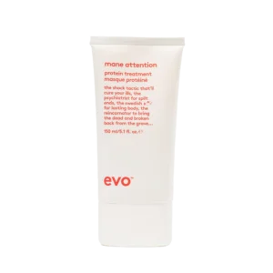 Witte tube van het merk Evo met de tekst "mane attention protein treatment" in rode letters op de voorkant.